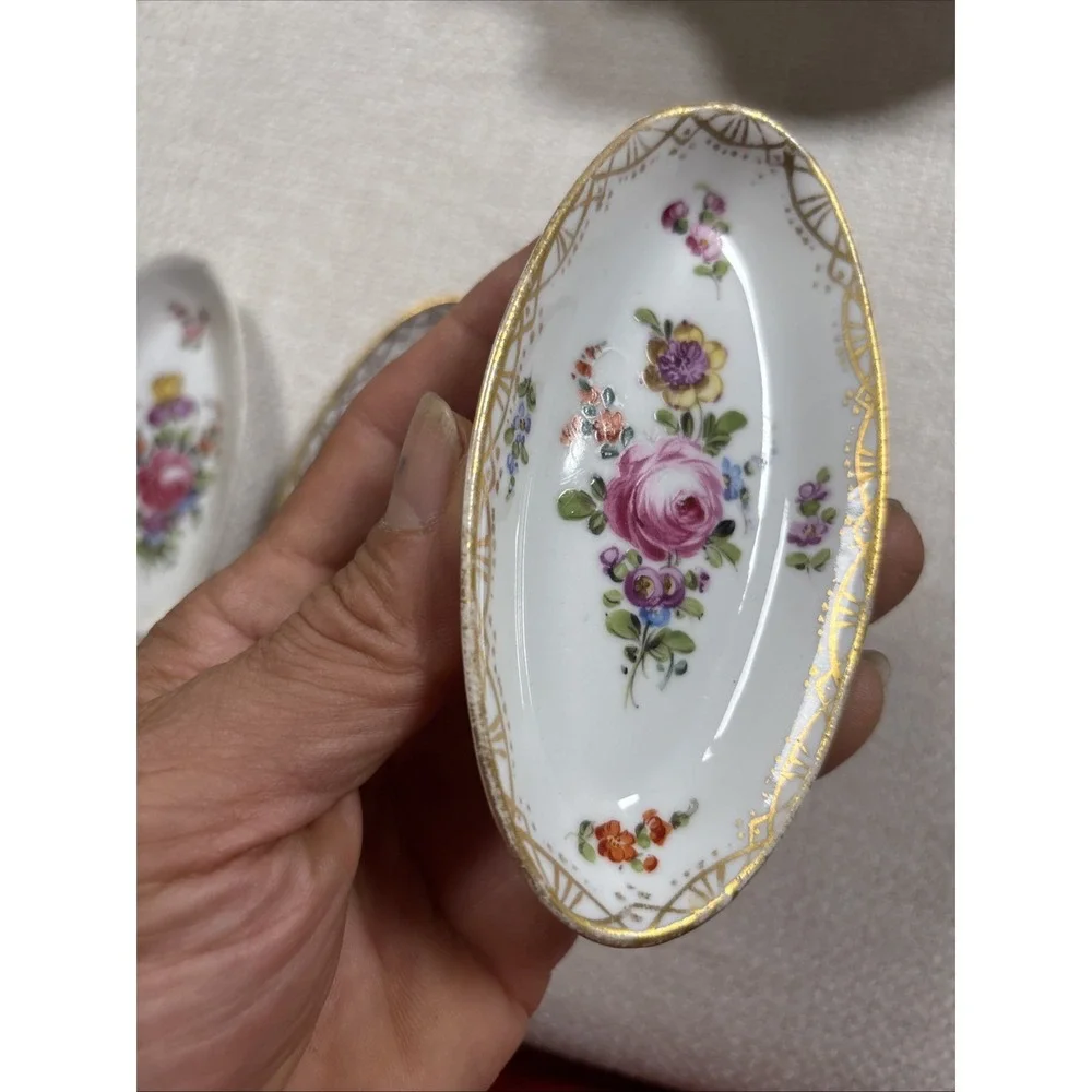 Vintage Dresden Handmalerei Porcelain Oval Open Salts Nut Dishes Hand Painted⁠ 4
